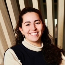 retrato de profesora Laura Mestres